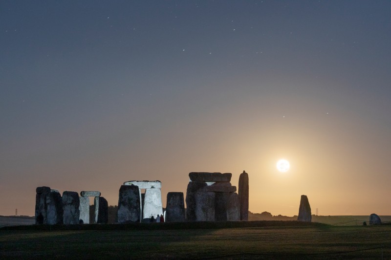 Study of the moon sheds light on the secrets of Stonehenge